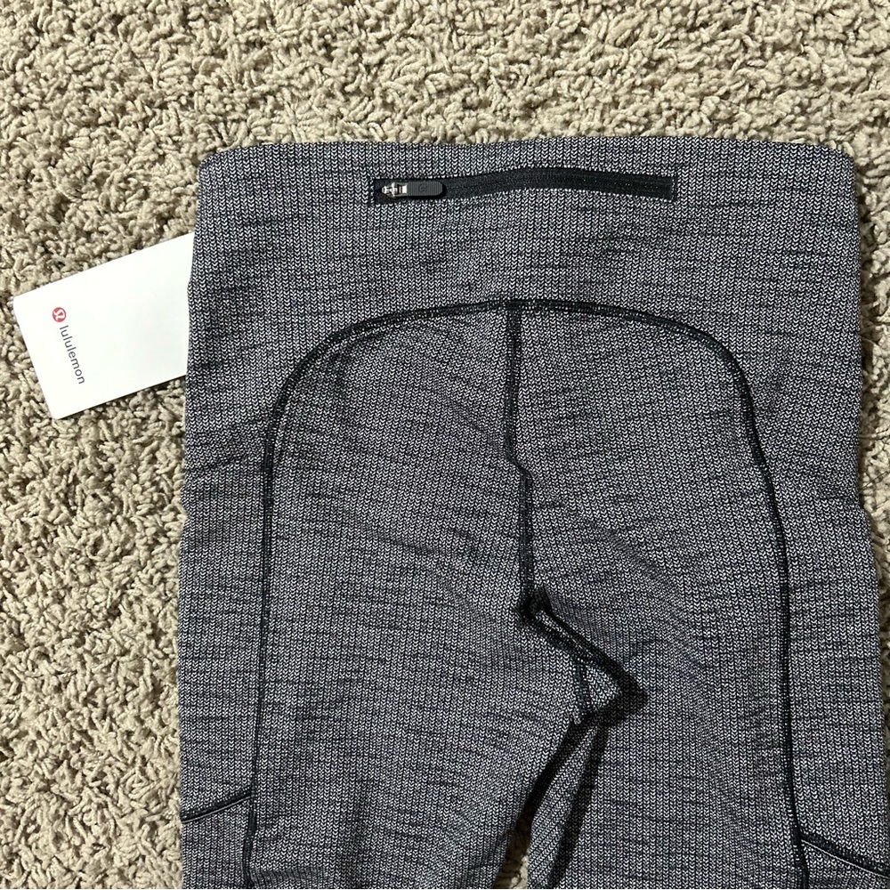 $108 NWT Lululemon Women's Gray Speed Up MR Tight 28” Luxtreme Jacquard Size 4 - Picture 9 of 9